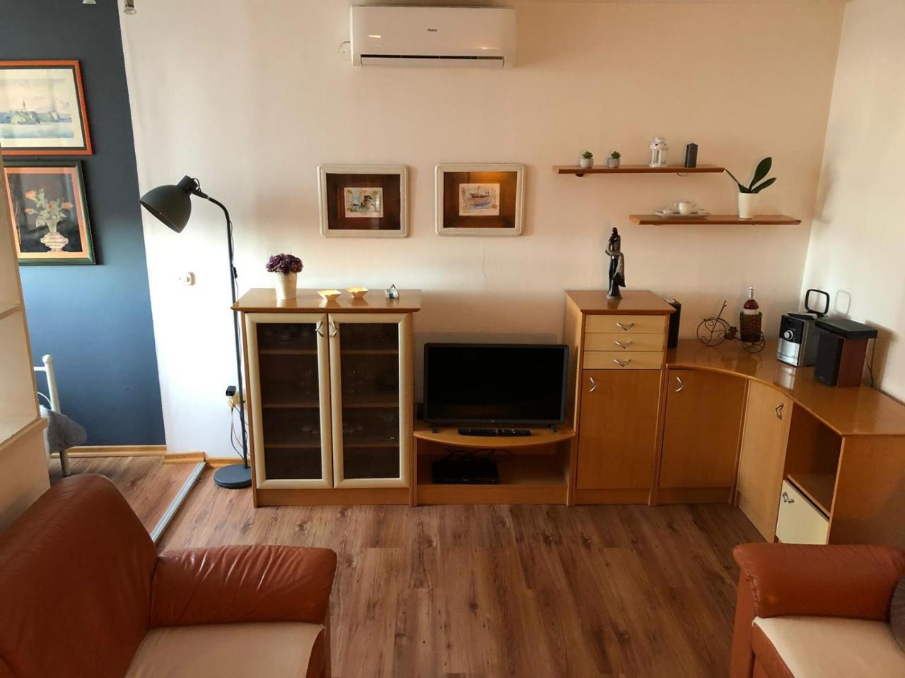Apartman Mera Lägenhet Zadar Exteriör bild
